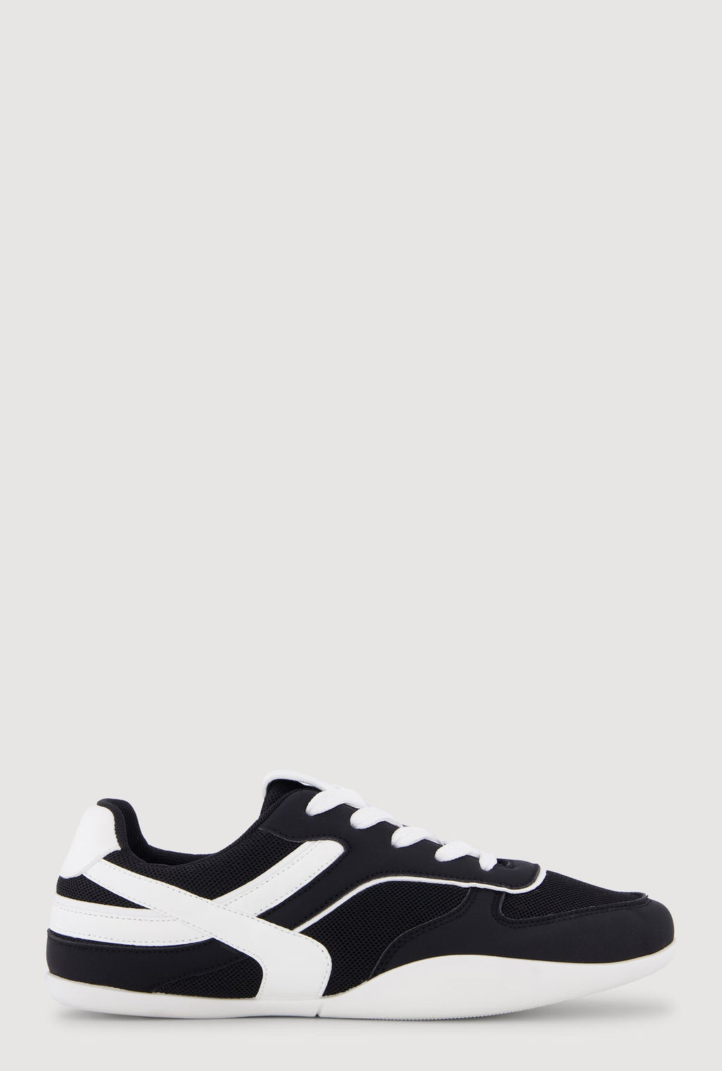 Mercado Classic Sneaker