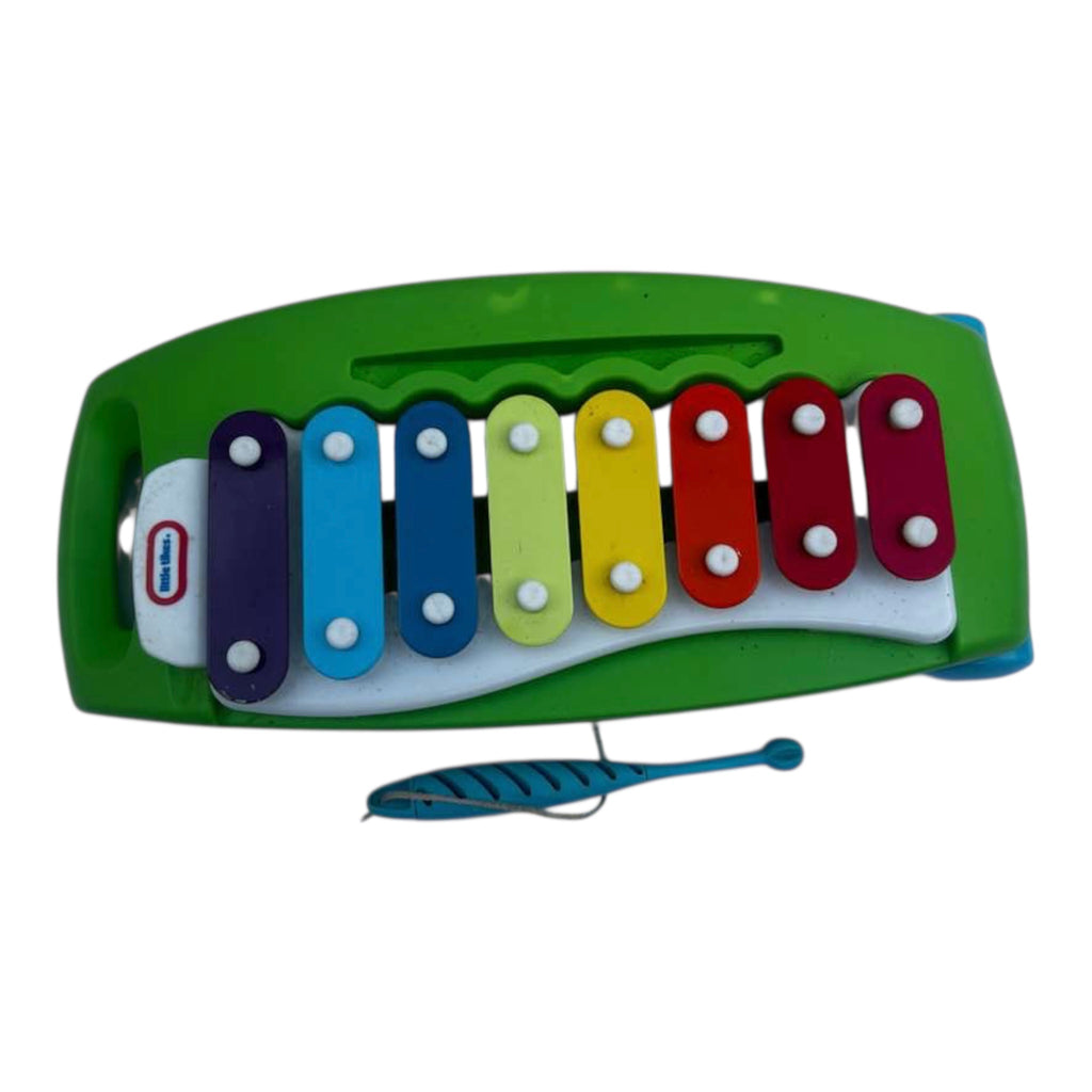 Box of toys (includes new and gently used)