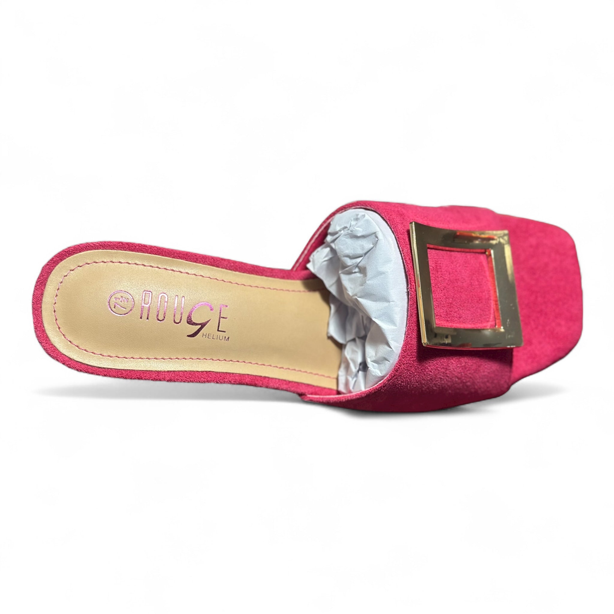 Suede pink heeled shoe.