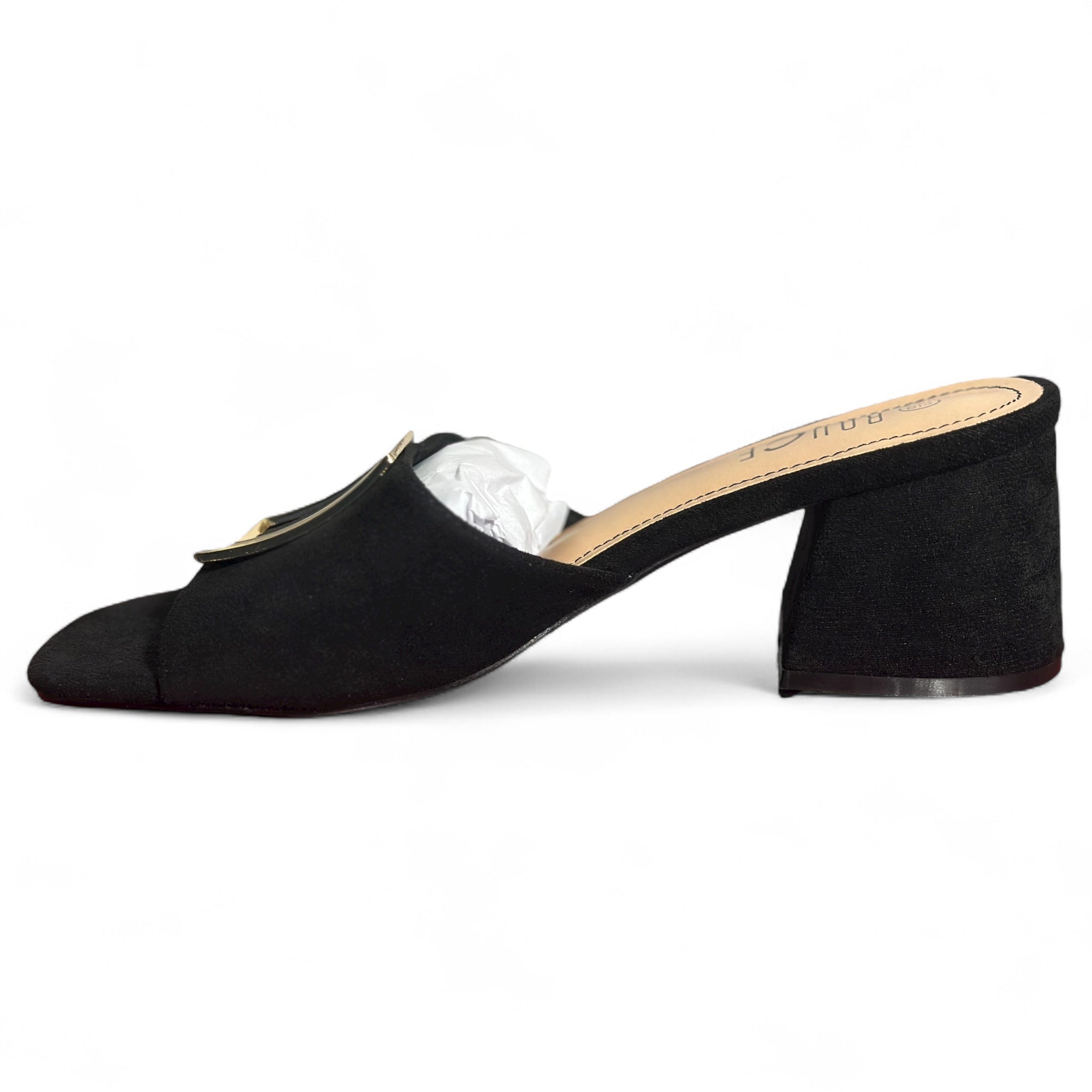 Suede black heeled shoe